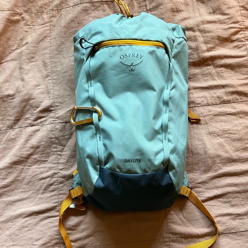 Osprey Daylite Cinch back pack oasis dream green muted space